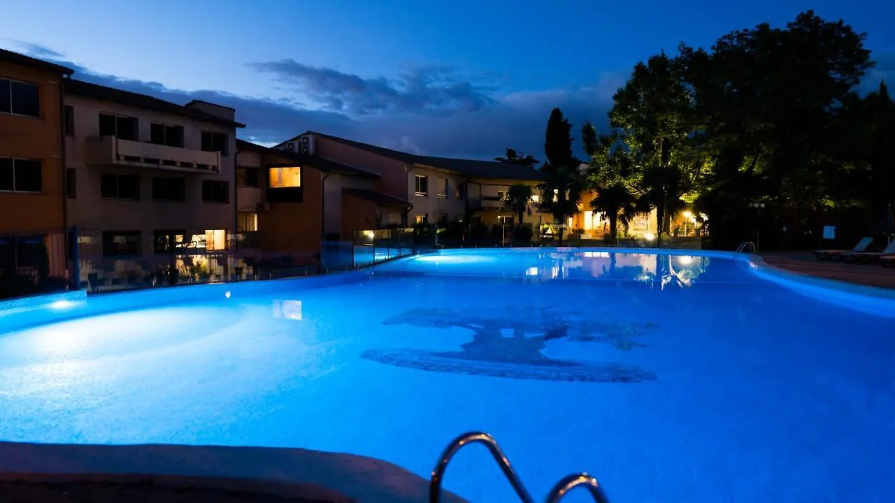 Logis Hotel Restaurant Spa Les Oliviers Loriol-sur-Drome