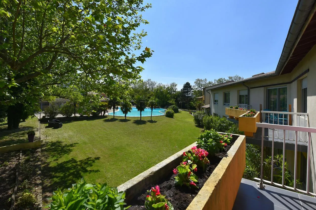 ***  Logis Hotel Restaurant Spa Les Oliviers Loriol-sur-Drome França